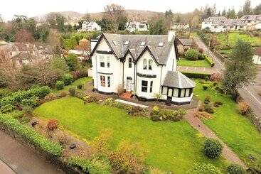 پانسیون Ashburn House