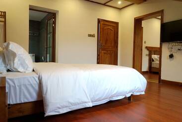 پانسیون T&e Home