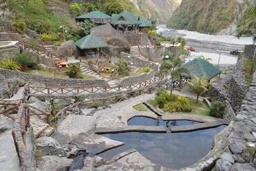 هتل Capital O 786 Kwe  And Resort