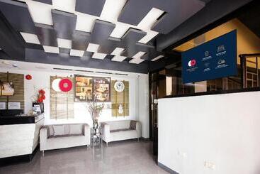 هتل Capital O 786 Kwe  And Resort