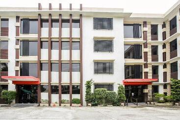 هتل Capital O 786 Kwe  And Resort