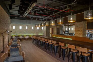 هتل Doubletree By Hilton Doha  Al Sadd