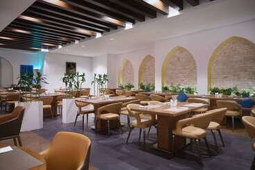 هتل Doubletree By Hilton Doha  Al Sadd