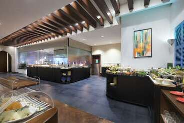 هتل Doubletree By Hilton Doha  Al Sadd