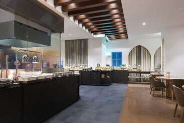 هتل Doubletree By Hilton Doha  Al Sadd
