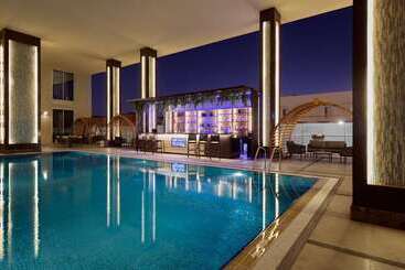 هتل Doubletree By Hilton Doha  Al Sadd