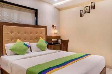 New Amber Palace Hotel Mumbai Cstm