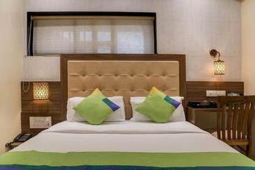 New Amber Palace Hotel Mumbai Cstm