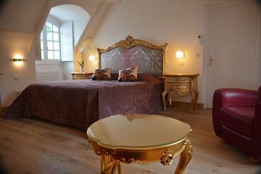 پانسیون Friendly Home Bayeux