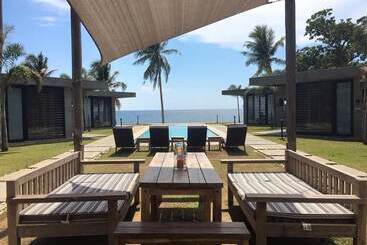 پانسیون Veue Beach Cabins