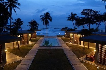 پانسیون Veue Beach Cabins