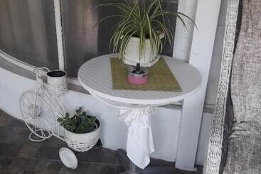 پانسیون Apartmani Nis