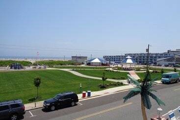 Diamond Crest Motel