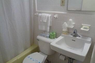 Diamond Crest Motel