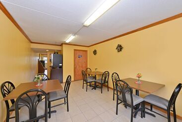 هتل Americas Best Value Inn Maumee/toledo
