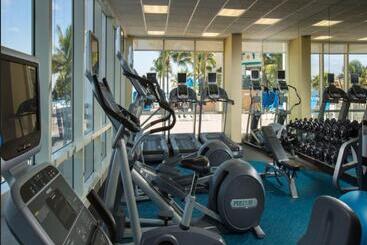 هتل Courtyard by Marriott Fort Lauderdale Beach