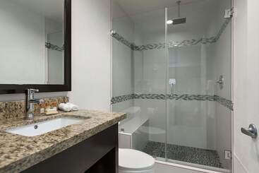 هتل Days Inn By Wyndham Downey