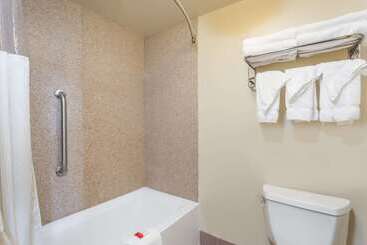 هتل Days Inn By Wyndham Hershey