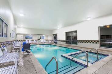 هتل Days Inn By Wyndham Hershey