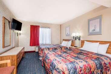 هتل Days Inn By Wyndham Hurley