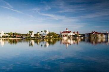 هتل Disney S Grand Floridian Resort & Spa
