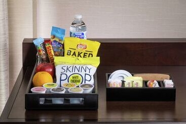 هتل Doubletree By Hilton Atlanta Airport