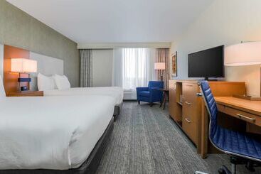 هتل Doubletree By Hilton Atlanta Airport