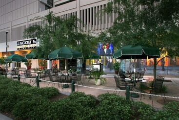 Doubletree By Hilton Hotel Tallahassee