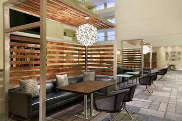 Doubletree Suites By Hilton Hotel Boston   Cambridge