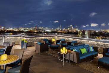 Doubletree Suites By Hilton Hotel Boston   Cambridge