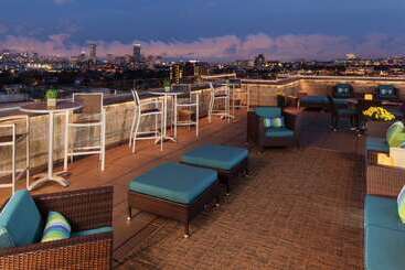 Doubletree Suites By Hilton Hotel Boston   Cambridge