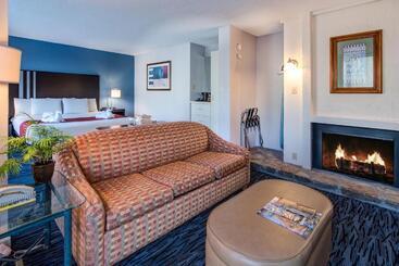 Hotel Glenstone Lodge