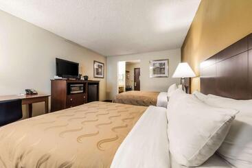 هتل Quality Inn & Suites Lacey Olympia
