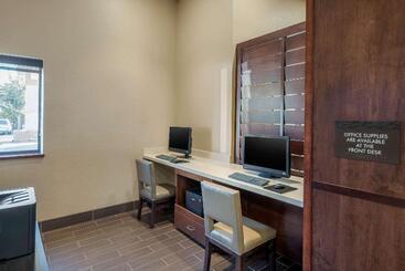 هتل Mainstay Suites Coeur D Alene
