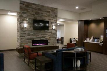 هتل Mainstay Suites Coeur D Alene