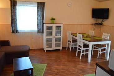 Ekokatti Cottages