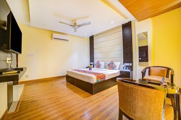 Fabhotel Diamond Zirakpur
