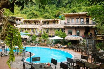 هتل Catba Oasis Bungalows