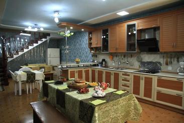 Yellow Hostel Dushanbe