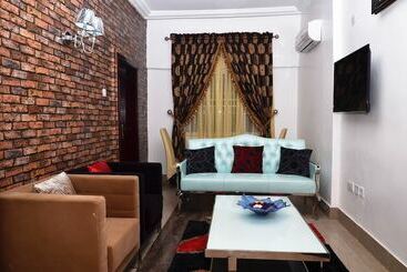 هتل Crystal House