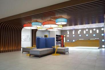 هتل Glō Best Western Tulsa Catoosa East Route 66