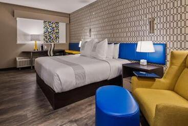 هتل Glō Best Western Tulsa Catoosa East Route 66