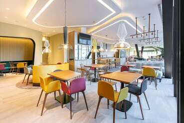 هتل Hampton By Hilton Alcobendas Madrid