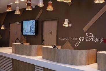 호텔 Hilton Garden Inn Massy