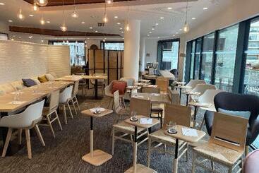 호텔 Hilton Garden Inn Massy