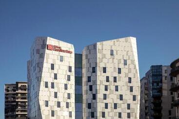 호텔 Hilton Garden Inn Massy