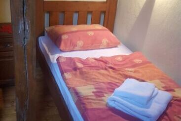 膳宿费 Guesthouse Tonkic