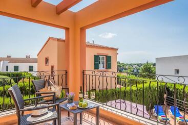 Villa Marcolis Cel