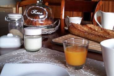 تختخواب و صبحانه La Maison Bastide