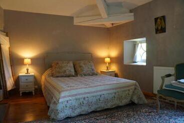 مبيت وإفطار La Maison Des Chartreux